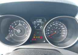 2013 HYUNDAI ELANTRA GL