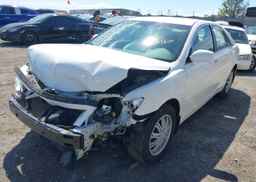 2011 TOYOTA CAMRY SE