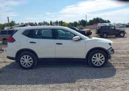 2017 NISSAN ROGUE SV