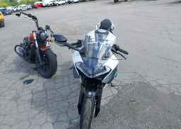 2025 CF MOTO 675SS