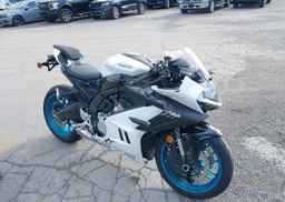 2025 CF MOTO 675SS