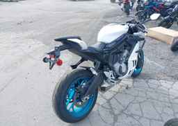 2025 CF MOTO 675SS