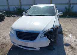 2011 CHRYSLER 200 LIMITED
