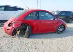 2006 VOLKSWAGEN NEW BEETLE 2.5