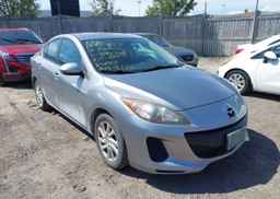 2012 MAZDA 3 I