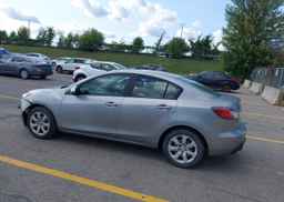 2010 MAZDA MAZDA3