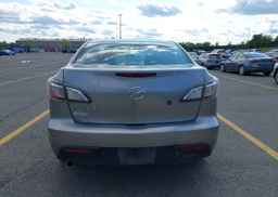 2010 MAZDA MAZDA3