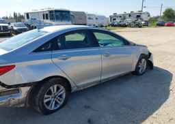 2013 HYUNDAI SONATA GLS