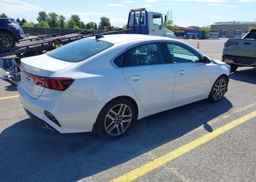 2022 KIA FORTE EX