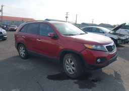 2012 KIA SORENTO LX