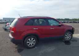 2012 KIA SORENTO LX