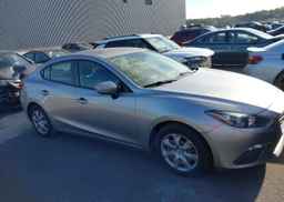 2015 MAZDA MAZDA3