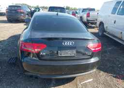 2010 AUDI A5 2.0T