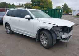2017 VOLVO XC90 T6 MOMENTUM