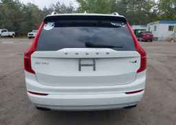 2017 VOLVO XC90 T6 MOMENTUM
