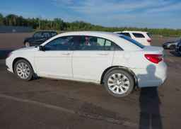 2012 CHRYSLER 200 LX