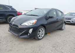 2016 TOYOTA Prius c