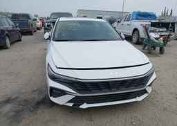 2025 HYUNDAI ELANTRA PREFERRED W