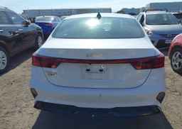 2023 KIA FORTE EX