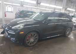 2017 PORSCHE CAYENNE GTS