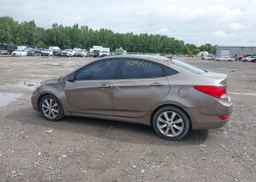 2012 HYUNDAI ACCENT GL
