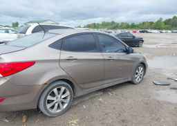 2012 HYUNDAI ACCENT GL