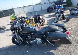 2019 HARLEY-DAVIDSON FLHTK