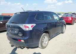 2014 MITSUBISHI OUTLANDER ES