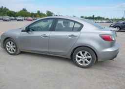 2010 MAZDA 3 I