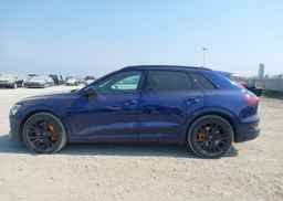 2022 AUDI E-TRON PREMIUM