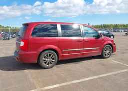 2014 CHRYSLER TOWN & COUNTRY S