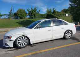 2013 AUDI A4 2.0T