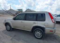 2006 NISSAN X-TRAIL SE