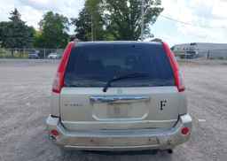 2006 NISSAN X-TRAIL SE