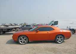 2011 DODGE CHALLENGER