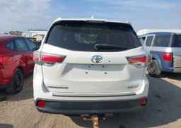 2016 TOYOTA highlander xle