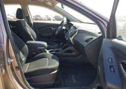 2011 HYUNDAI TUCSON GL