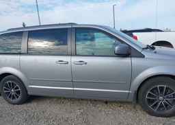 2017 DODGE GRAND CARAVAN GT
