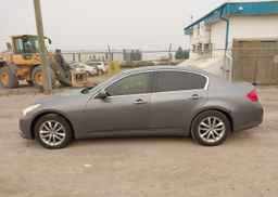 2012 INFINITI G37