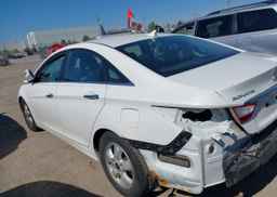 2011 HYUNDAI SONATA LIMITED