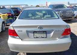 2005 TOYOTA CAMRY LE