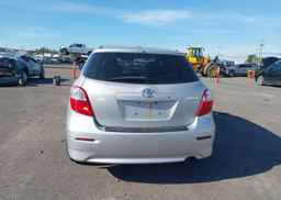 2011 TOYOTA MATRIX