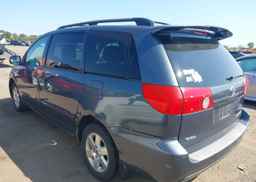 2008 TOYOTA SIENNA