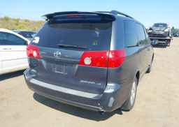 2008 TOYOTA SIENNA