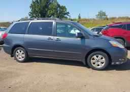 2008 TOYOTA SIENNA