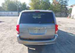2013 DODGE GRAND CARAVAN SE