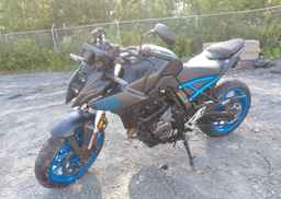 2024 SUZUKI GSX800 R