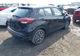 2024 NISSAN KICKS