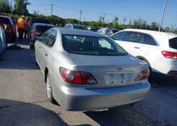 2002 LEXUS ES 300