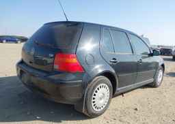 2006 VOLKSWAGEN GOLF GLS TDI